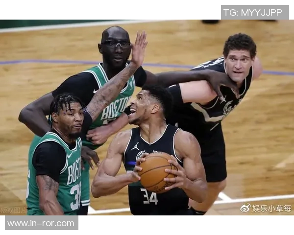 浓眉今日参加球队投篮训练并进行个人训练展现积极备战状态