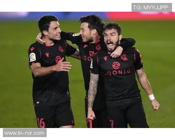 维尼修斯与切尔西传闻不实球员全心投入皇马赛季 维尼修斯与切尔西传闻不实球员全心投入皇马赛季